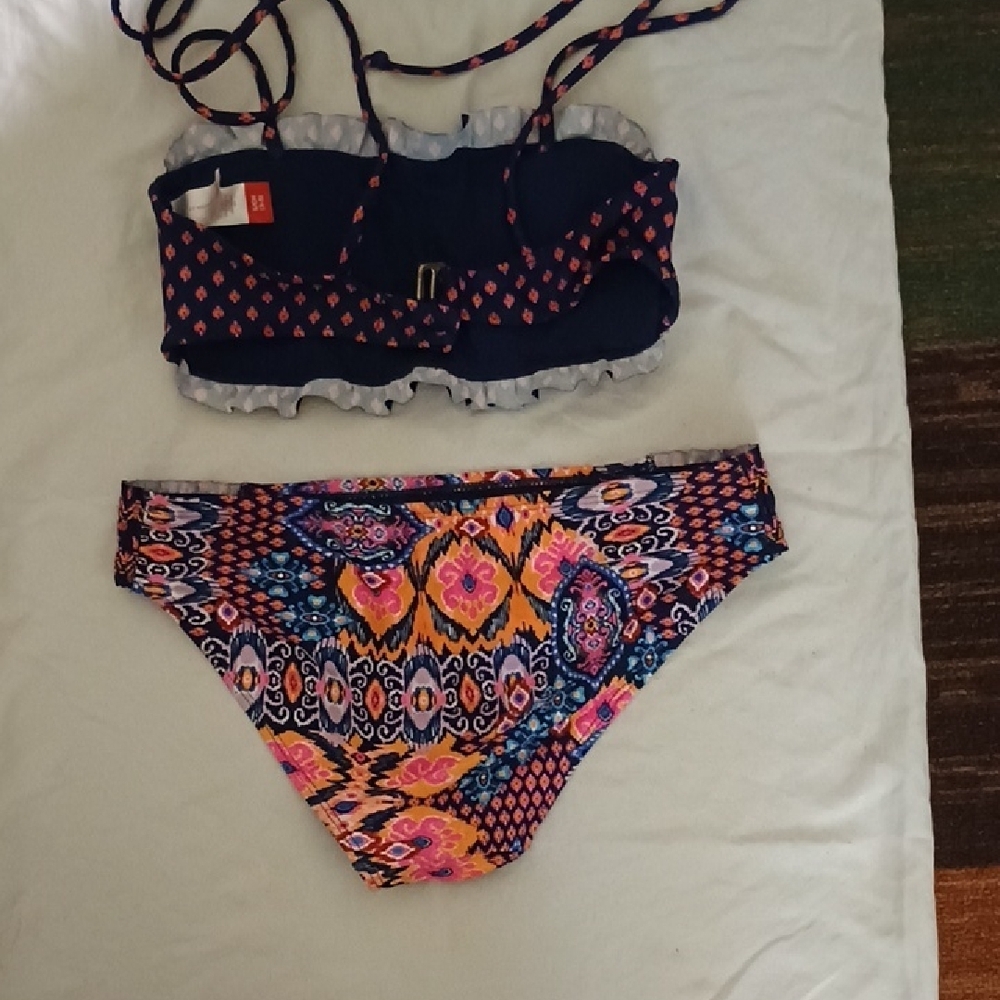 Colorful Patterned Bikini Set - Picture 2 of 3